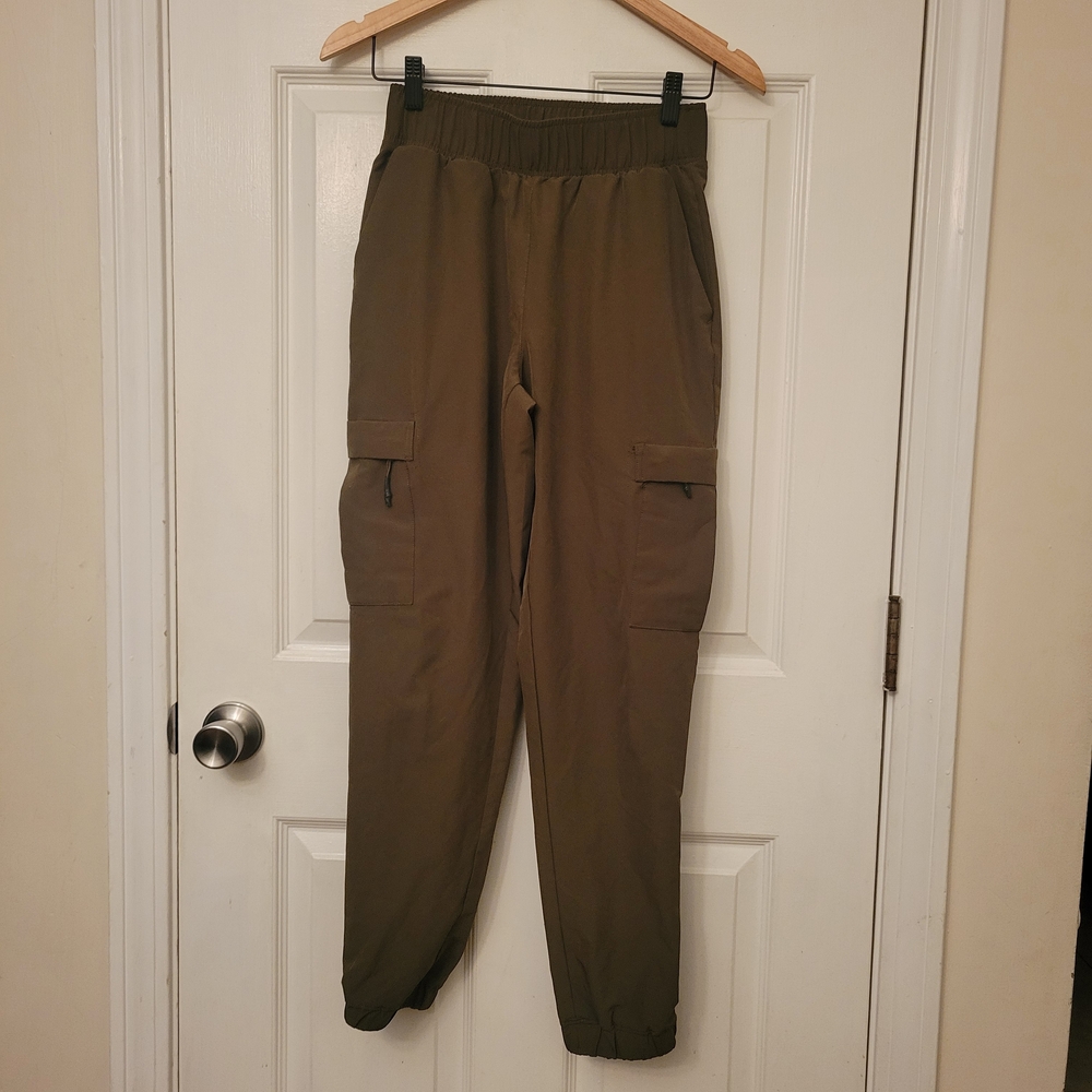 Mondetta Olive Hiking Pants, Cargo Pockets, Elastic Waistband